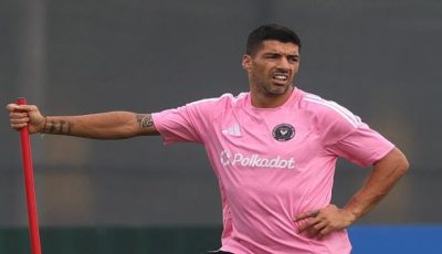 قطع نصف الطريق.. طيف الاعتزال يحاصر لويس سواريز