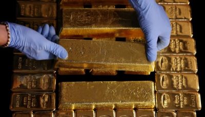 سعر الذهب يتراجع وسط ترقّب بيانات أمريكية وموقف مجلس الاحتياطي