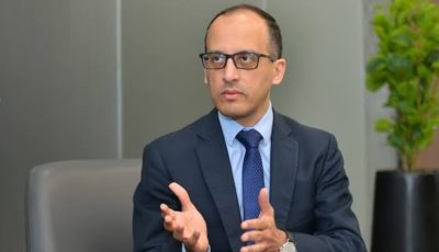 “ملايين الساحل”.. الحكومة توضح حقيقة مزاعم تدخلها في صفقة الحبتور