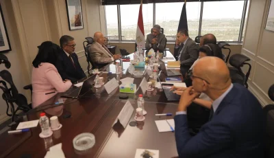 وزير السياحة يناقش استراتيجية تحسين مسار رحلة العائلة المقدسة في مصر
