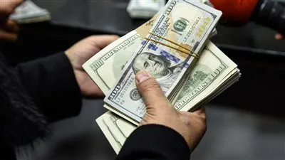 الآن.. أسعار الدولار مقابل الجنيه المصري في البنوك المختلفة