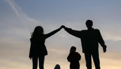 تفكك الأسرة يحدث عند تحميل المرأة الأعباء بعيدًا عن الرجل
