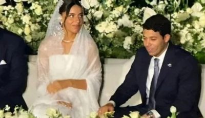 بعد 27 عامًا.. رامي إمام يغني “هجوز ابني” على طريقة والده الزعيم