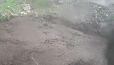 السيول تجرف المنازل.. نيو مكسيكو تحت رحمة الفيضانات والطين