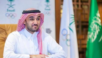 وزير الرياضة يهنيء الهلال بتأهله لربع نهائي كأس العالم للأندية