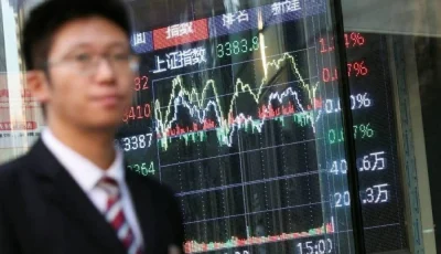 ارتفاع الأسهم الصينية مع وصول انكماش الإنتاج إلى أسوأ مستوى له منذ عامين