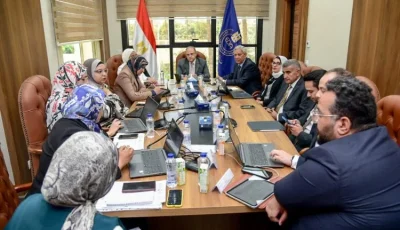 الغمراوي يناقش مع “القابضة للأدوية” سُبل تعزيز صناعة الأدوية المحلية